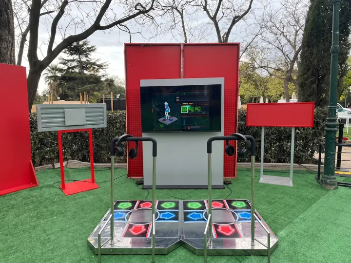 Máquina de bailar en un evento (6)