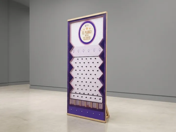 Plinko gigante en un evento (4)