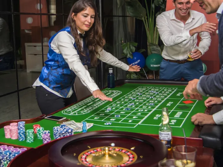French roulette at an event (3)