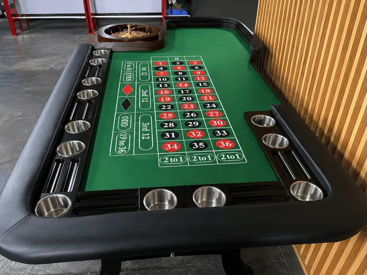 French roulette at an event (5)