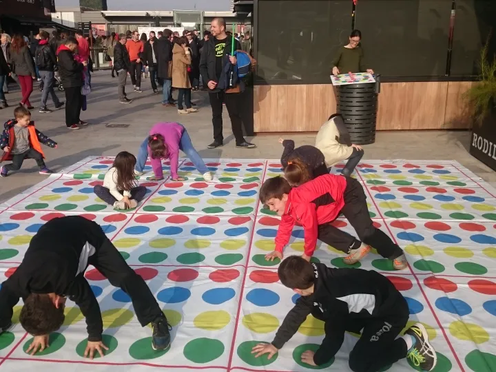 Twister gegant en un esdeveniment (4)